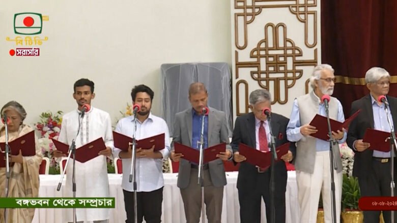 শপথ নিলেন অন্তর্বর্তীকালীন সরকারের ১৩ উপদেষ্টা