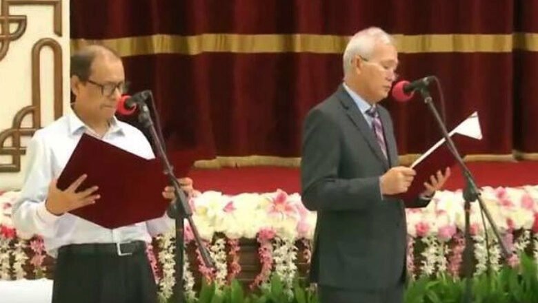 শপথ নিলেন আরও ২ উপদেষ্টা