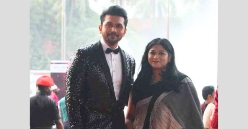 সিনেমায় নয়, বাস্তবেই সংসার ভাঙলো আরিফিন শুভর