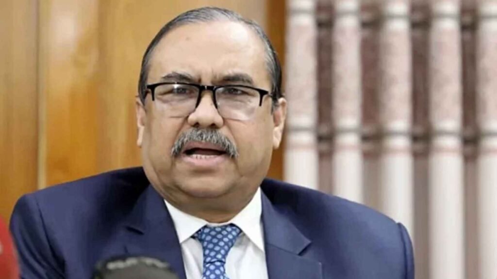 সোশ্যাল মিডিয়া এখন বিপদের কারবার : প্রধান বিচারপতি, আলোকিত দৈনিক