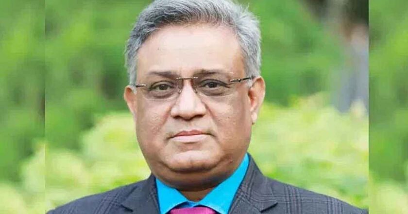 পদত্যাগ করলেন ঢাবি উপাচার্য মাকসুদ কামাল