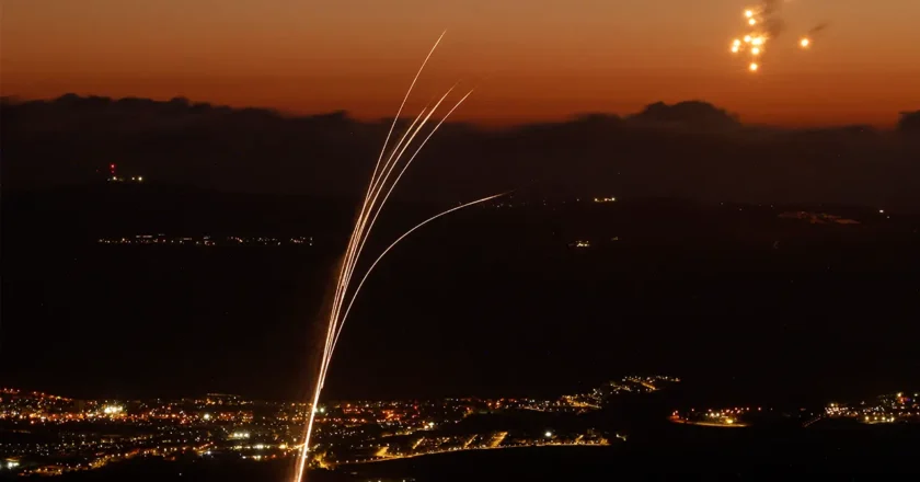 ইসরায়েলে তিন শতাধিক রকেট হামলা হিজবুল্লাহর