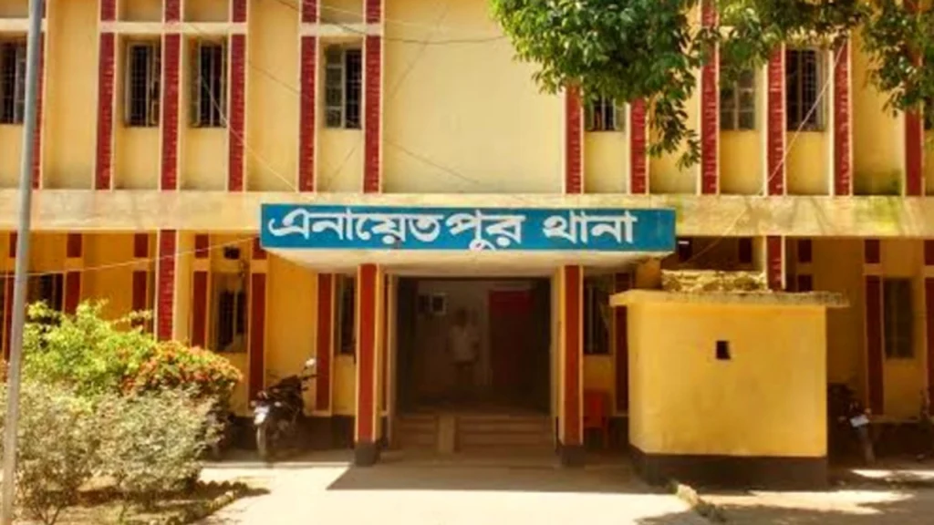 এনায়েতপুর থানা, পুলিশ