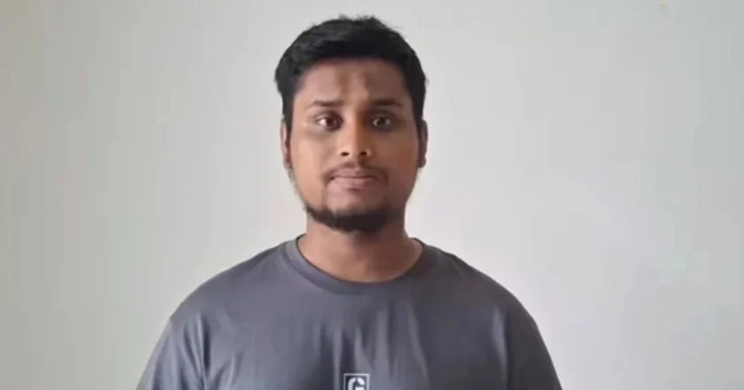 সব মন্ত্রণালয়ের সচিব ও কমিশন প্রধানদের অপসারণ দাবি