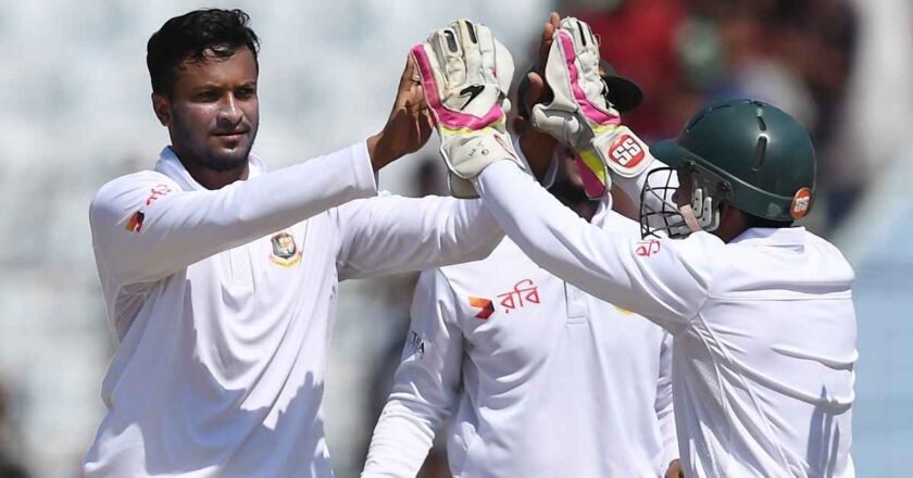 সাকিবের দ্বিতীয় টেস্টের একাদশে থাকা নিয়ে বিসিবি’র বার্তা!