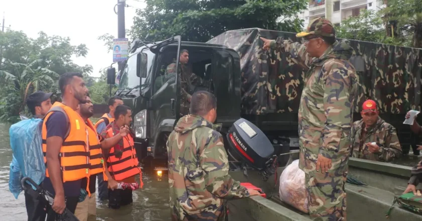 বন্যার্তদের উদ্ধারে সেনাবাহিনীর জরুরী নম্বর
