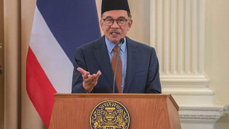 মালয়েশিয়ার প্রধানমন্ত্রী আসছেন ঢাকায়, শ্রম বাজারে মিলতে পারে সুখবর