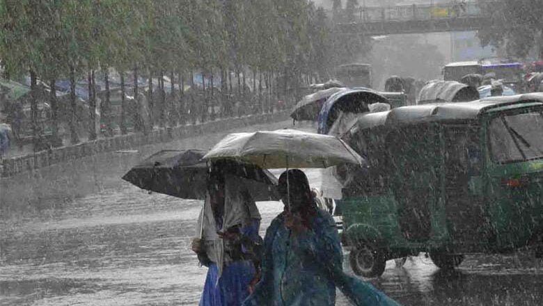 তীব্র গরমের পর অবশেষে রাজধানীতে স্বস্তির বৃষ্টি