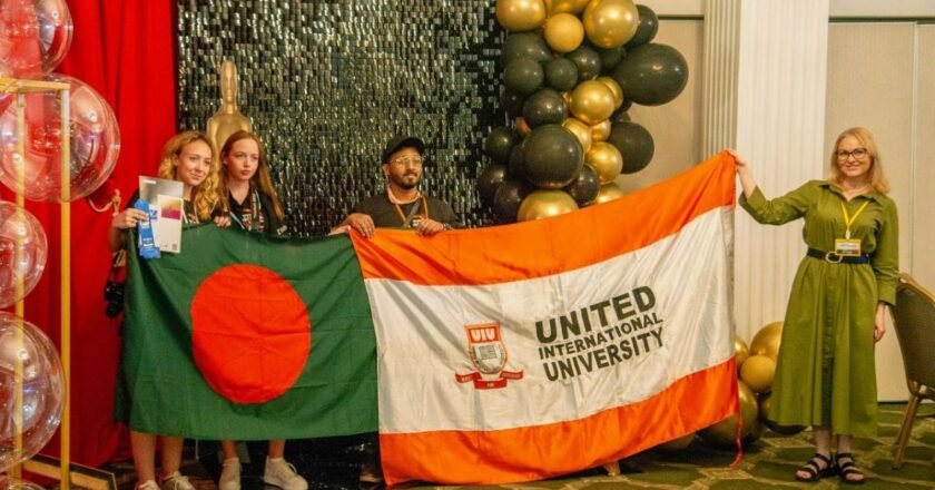 আন্তর্জাতিক যুব ফটো ফেস্টিভ্যালের ‘ব্লিটজ প্রতিযোগিতায়’ চ্যাম্পিয়ন ইউআইইউ’র শিক্ষার্থী নাফিস