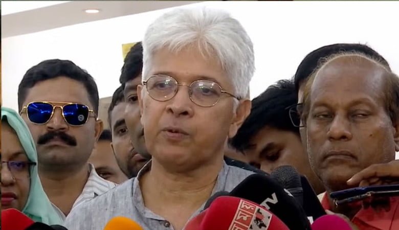 অর্থনীতিকে বিপদে ফেলতে কারখানা বন্ধের অপচেষ্টা : শিল্প উপদেষ্টা