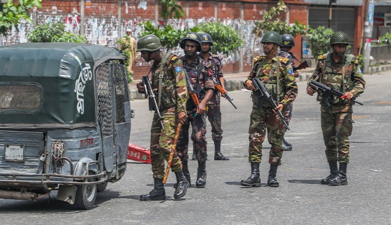 সারাদেশে নির্বাহী ম্যাজিস্ট্রেটের দায়িত্ব পেলেন সেনা কর্মকর্তারা