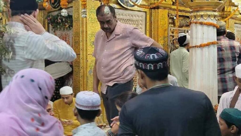 অবশেষে শামীম ওসমানের দেখা মিলল দিল্লির মাজারে