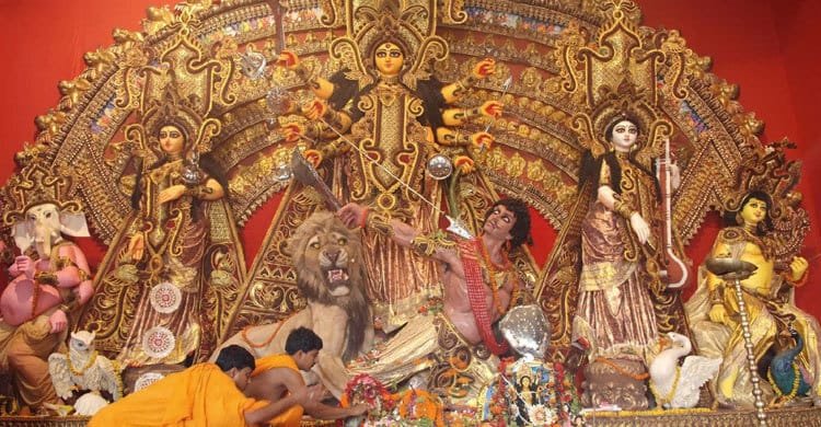 দুর্গাপূজার ছুটি বাড়ছে একদিন