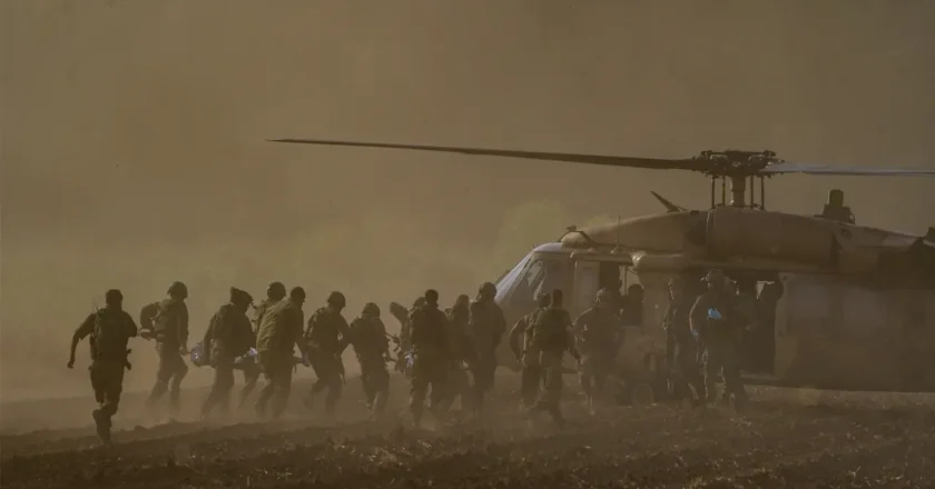 লেবাননের হামলায় ইসরায়েলের দুই সেনা নিহত, আহত ১৮