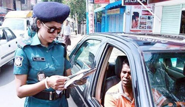 ট্রাফিক আইন লঙ্ঘনের দায়ে দুই দিনে ১ কোটি টাকা জরিমানা