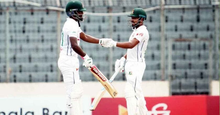 মিরাজের-জাকের রেকর্ড জুটির সুবাদে ৬৫ রানের লিড, বৃষ্টিতে বন্ধ খেলা