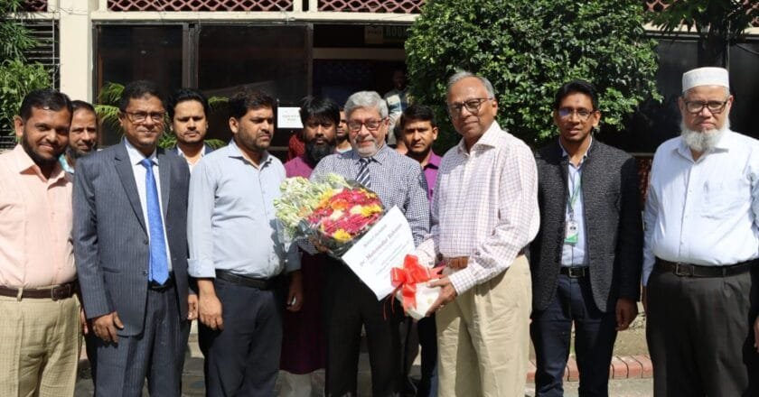 মানারাত ইউনিভার্সিটি উপাচার্যের সঙ্গে আমার দেশ সম্পাদকের সৌজন্য সাক্ষাৎ