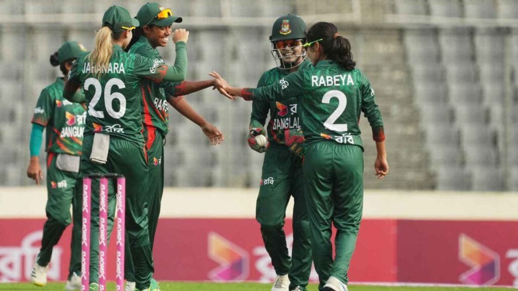 আয়ারল্যান্ডকে হোয়াইট ওয়াশের আশা, বাংলাদেশের লক্ষ্য ১৮৬ রান