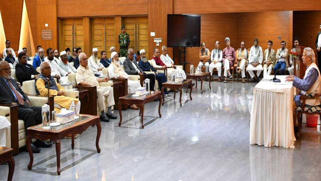 একজোট হয়ে দেশবিরোধী ষড়যন্ত্র রুখে দেওয়ার আহ্বান প্রধান উপদেষ্টার