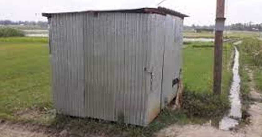 বেলকুচি পল্লী বিদ্যুৎ অফিসের অবৈধ সংযোগের ছড়াছড়ি : বৈধরা ক্ষতিগ্রস্ত