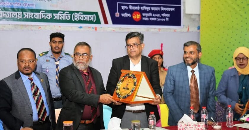 ইবিতে ‘জুলাই বিপ্লবের আকাঙ্খা ও গণমাধ্যম’ শীর্ষক সেমিনার অনুষ্ঠিত
