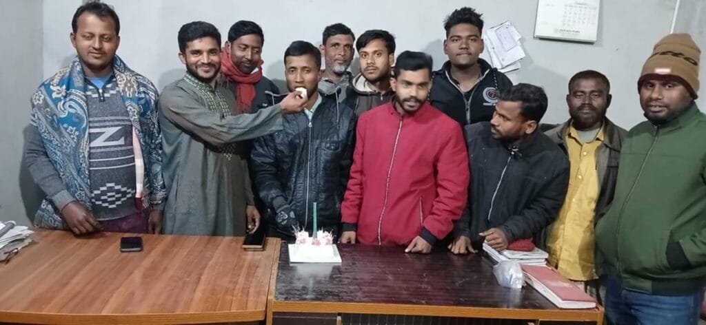 মোকামতলা ইউনিয়ন যুব অধিকার পরিষদের আহ্বায়কের শুভ জন্মদিন