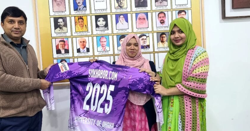 ঢাবিতে ‘ফারসি কন্যাদের প্রথম ব্যাডমিন্টন টুর্নামেন্ট’ শুরু আজ