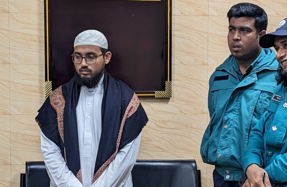 প্রক্সি পরীক্ষায় অংশগ্রহণ করায় গোপালগঞ্জের আল আমিন শেখ আটক