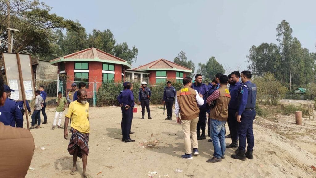 রায়পুরায় দুই ইউপি চেয়ারম্যানের সমর্থকদের টেঁটাযুদ্ধ, নিহত ১