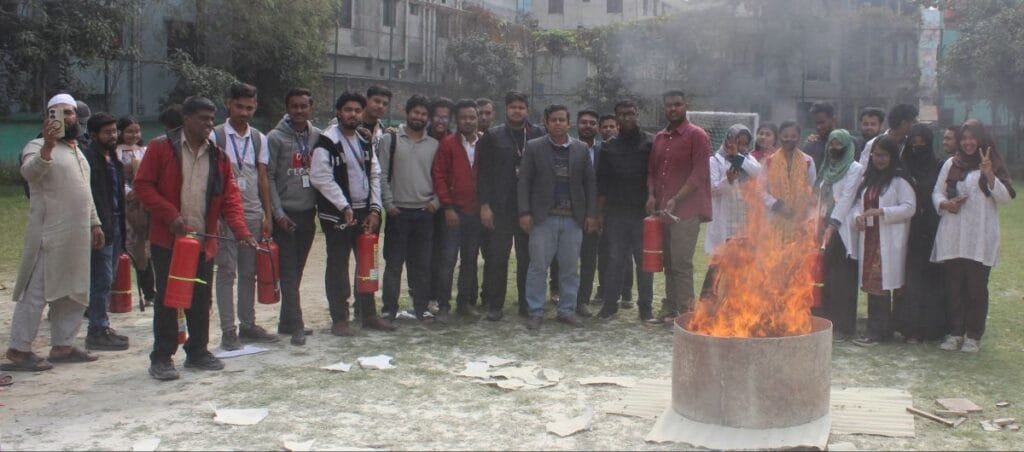 ইউআইটিএসে অগ্নি নির্বাপণ কর্মশালা ও মহড়া অনুষ্ঠিত