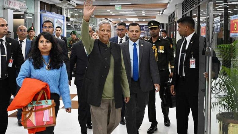 চারদিনের সফরে সুইজারল্যান্ডের উদ্দেশ্যে প্রধান উপদেষ্টা