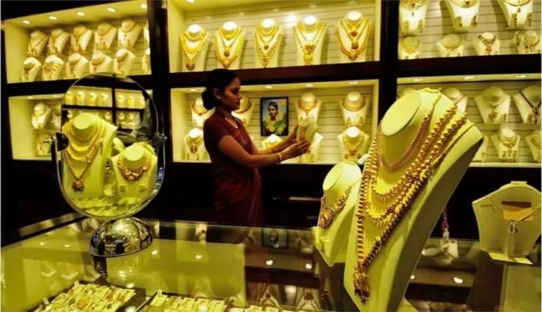 কেন বিনিয়োগের আকর্ষণীয় খাত এখন 'সোনা'