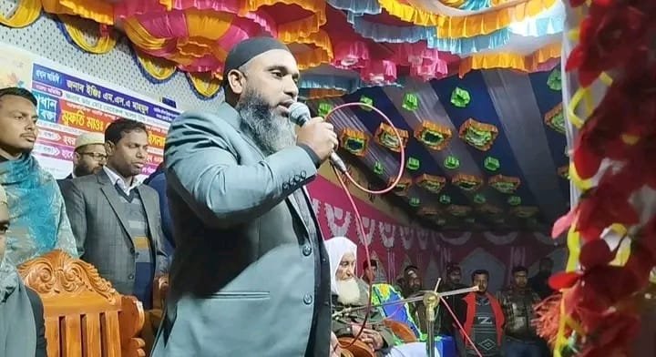 শিবগঞ্জে ওয়াজ মাহফিলের প্রধান অতিথি গণঅধিকার পরিষদ নেতা মাহমুদ