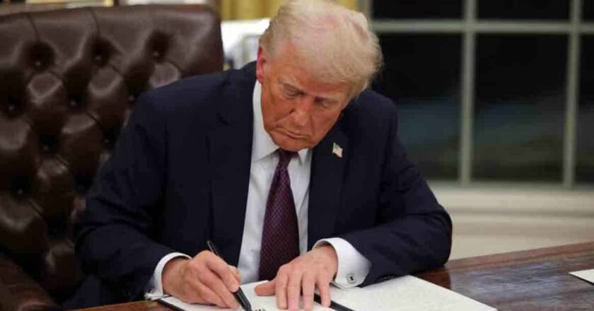 ‘জন্মসূত্রে মার্কিন নাগরিকত্ব’ বাতিল করলেন ডোনাল্ড ট্রাম্প