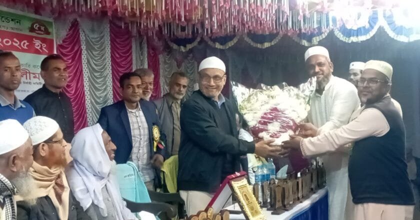 বেলকুচিতে হাফেজদের সংবর্ধনা, ক্বেরাত, হামদ-নাত ও ইসলামিক সংগীত অনুষ্ঠিত