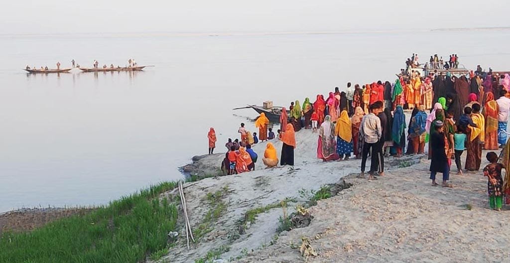 বগুড়ায় যমুনা নদীতে পড়ে শিক্ষার্থী নিখোঁজ