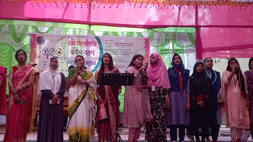 বেলকুচি বহুমুখী মহিলা ডিগ্রি কলেজে বার্ষিক ক্রীড়া প্রতিযোগিতা ও নবীনবরণ