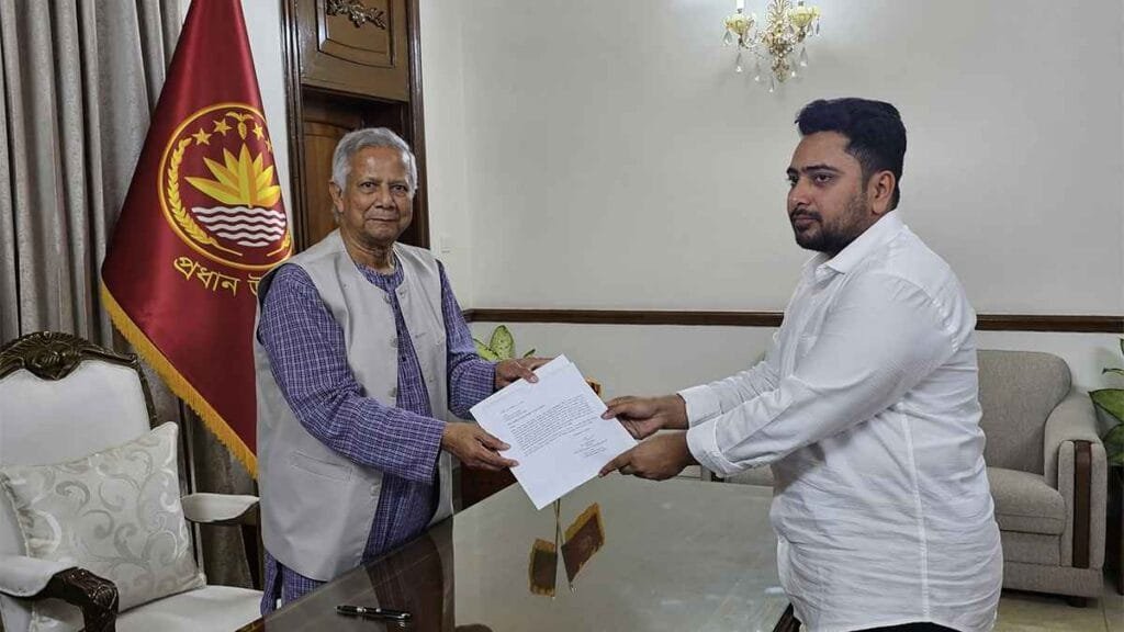নাহিদ ইসলামের পদত্যাগপত্র গৃহীত, প্রজ্ঞাপন জারি