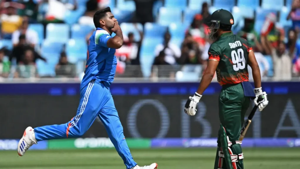 শুরুতেই বড় ধাক্কা, ১১ রানেই দুই উইকেট হারিয়েছে বাংলাদেশ