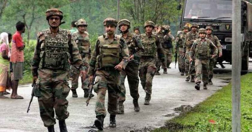 ছত্তিশগড়ে মাওবাদীদের সঙ্গে গোলাগুলি, দুই সেনাসহ নিহত ১৪