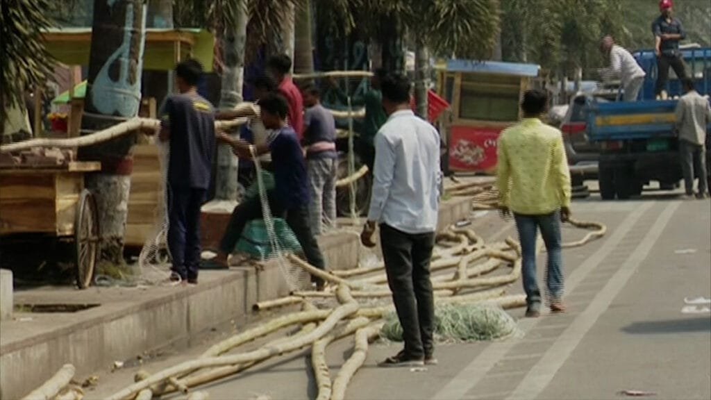 স্টেজ নির্মাণসহ সার্বিক প্রস্তুতি চলছে, নতুন দলের আত্মপ্রকাশ কাল