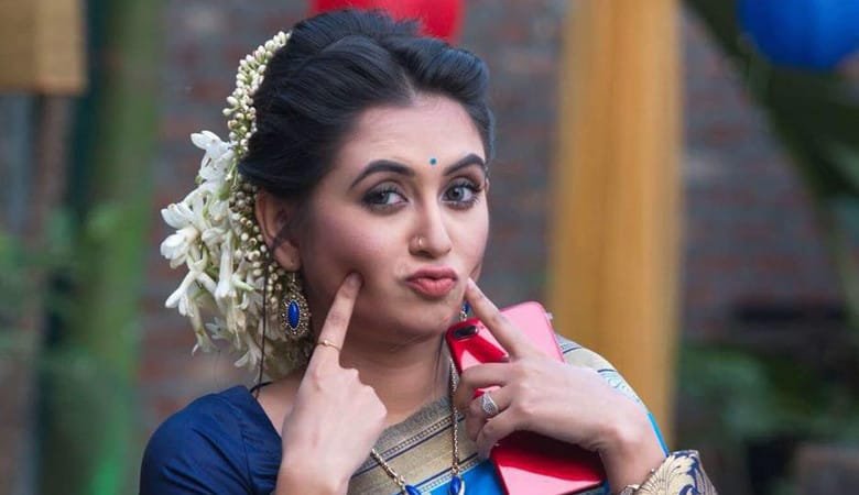 বিয়ের চিন্তা-ভাবনা নাই : তানিয়া বৃষ্টি