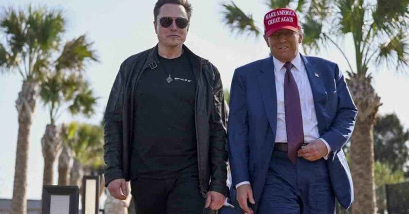 ট্রাম্পকে কোটি ডলার ক্ষতিপূরণ দেবেন ইলন মাস্ক