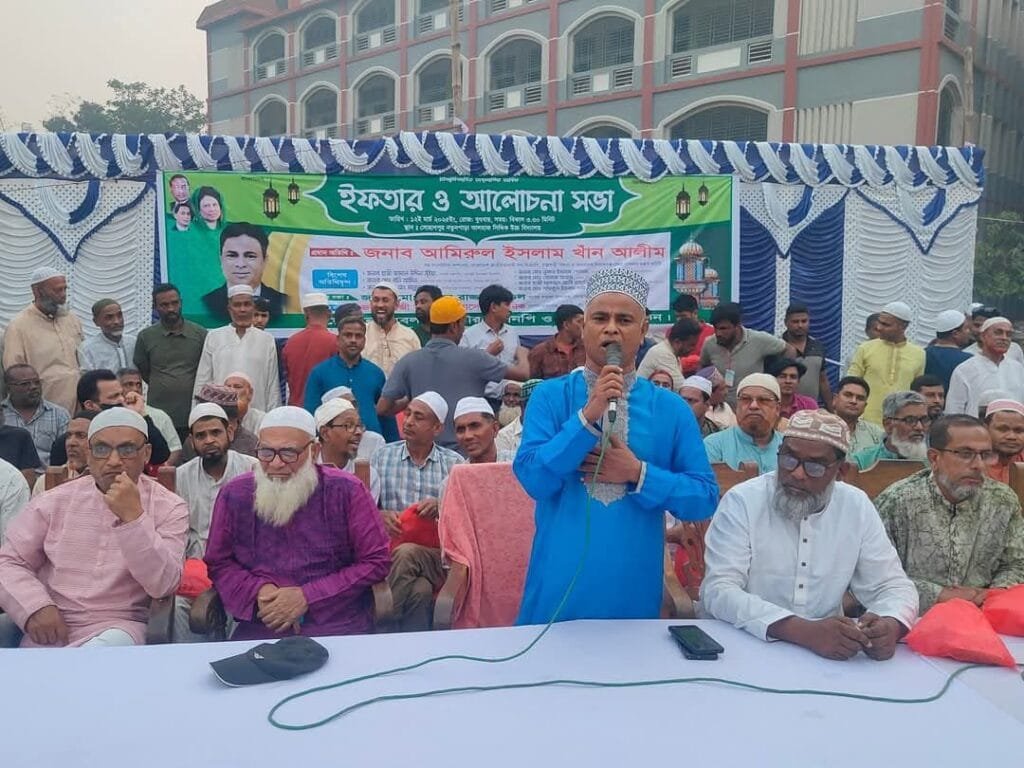 বেলকুচিতে বিএনপির ইফতার মাহফিল ও আলোচনা সভা অনুষ্ঠিত
