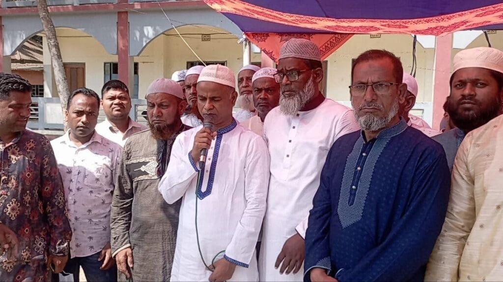 বেলকুচি বিএনপি নেতা আজিজল হকের দাফন সম্পন্ন বিভিন্ন মহলের শোক!