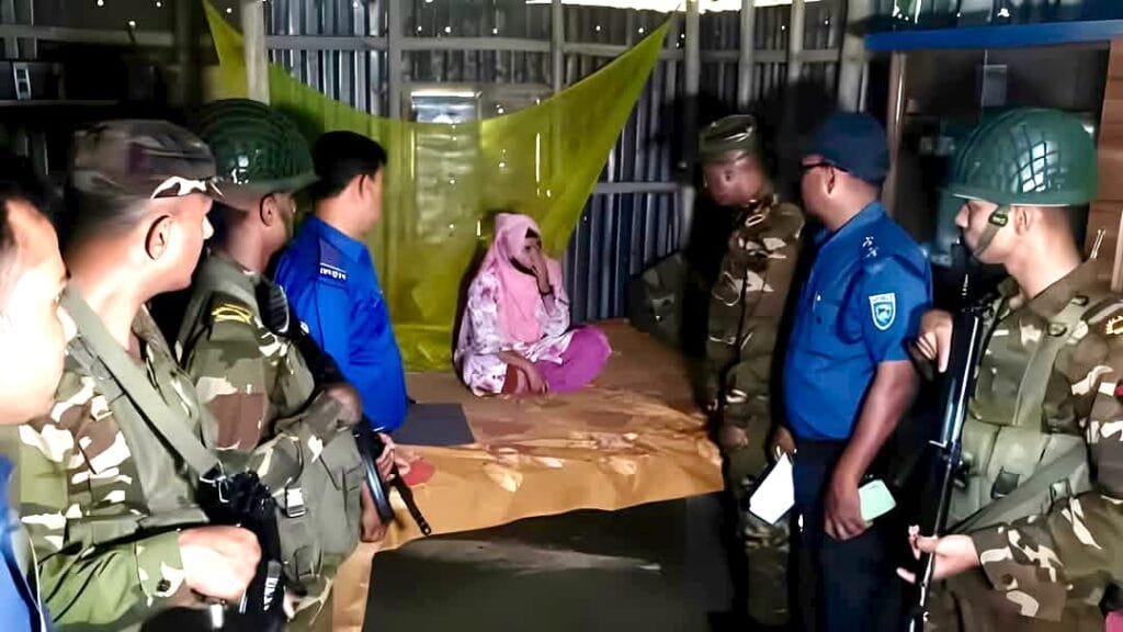 কুড়িগ্রামে ১৭ বছরের কিশোরীকে ১৮ দিন বাড়িতে আটকে রেখে সংঘবদ্ধ ধর্ষণ