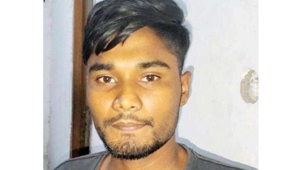 বগুড়ার ধুনটে শ্লীলতাহানীর মামলায় বখাটে যুবক গ্রেপ্তার