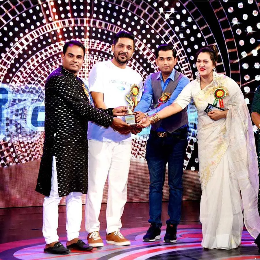 শের-ই-বাংলা স্টার অ্যাওয়ার্ড ২০২৫ পেলেন এস কে মনোয়ার নাহিদ