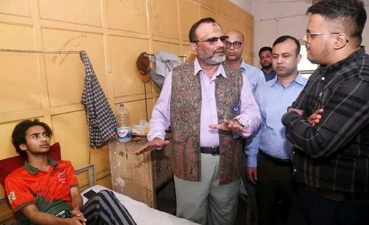 ছাত্রী হেনস্থার প্রতিবাদ করায় ঢাবির দুই শিক্ষার্থীকে মারধরের ঘটনায় বিশ্ববিদ্যালয় প্রশাসনের প্রতিবাদ