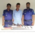 আন্তঃজেলা ডাকাত দলের সর্দার আব্দুল্লাহ অস্ত্রসহ আটক